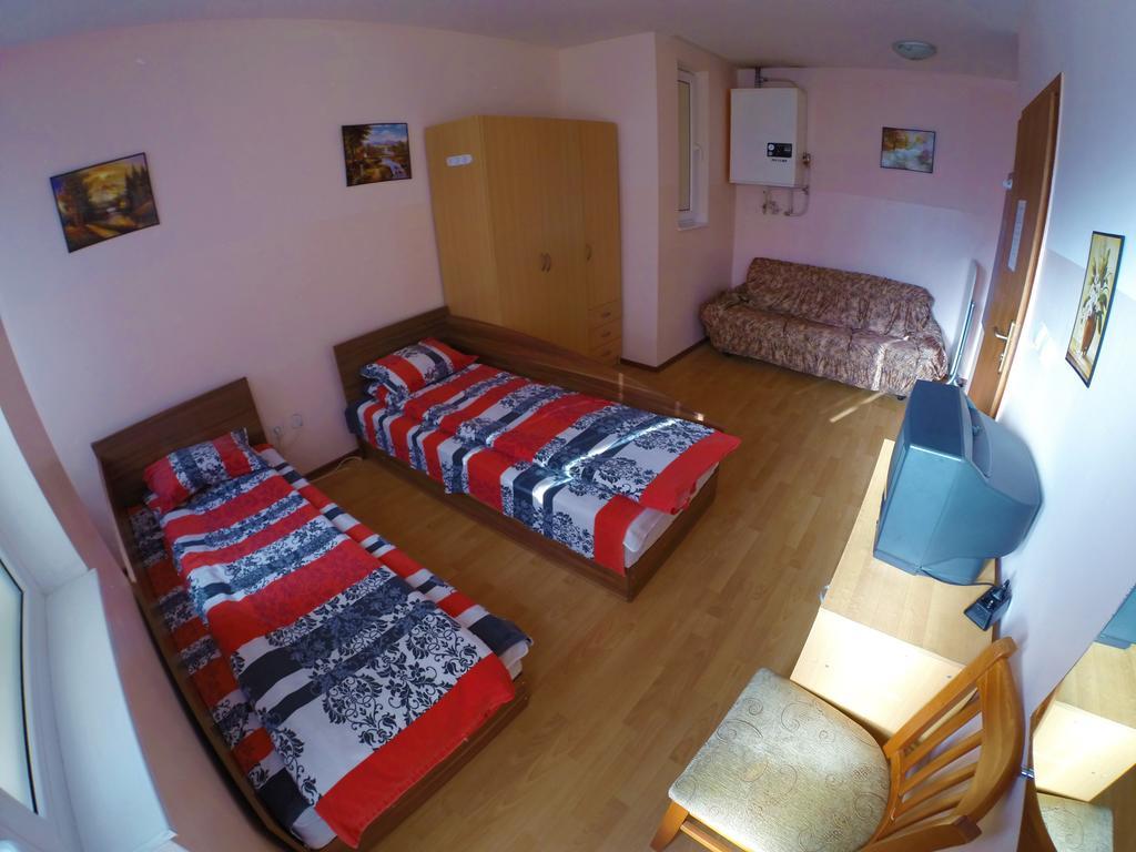 Our Home Guest Rooms Veliko Tarnovo Exterior photo